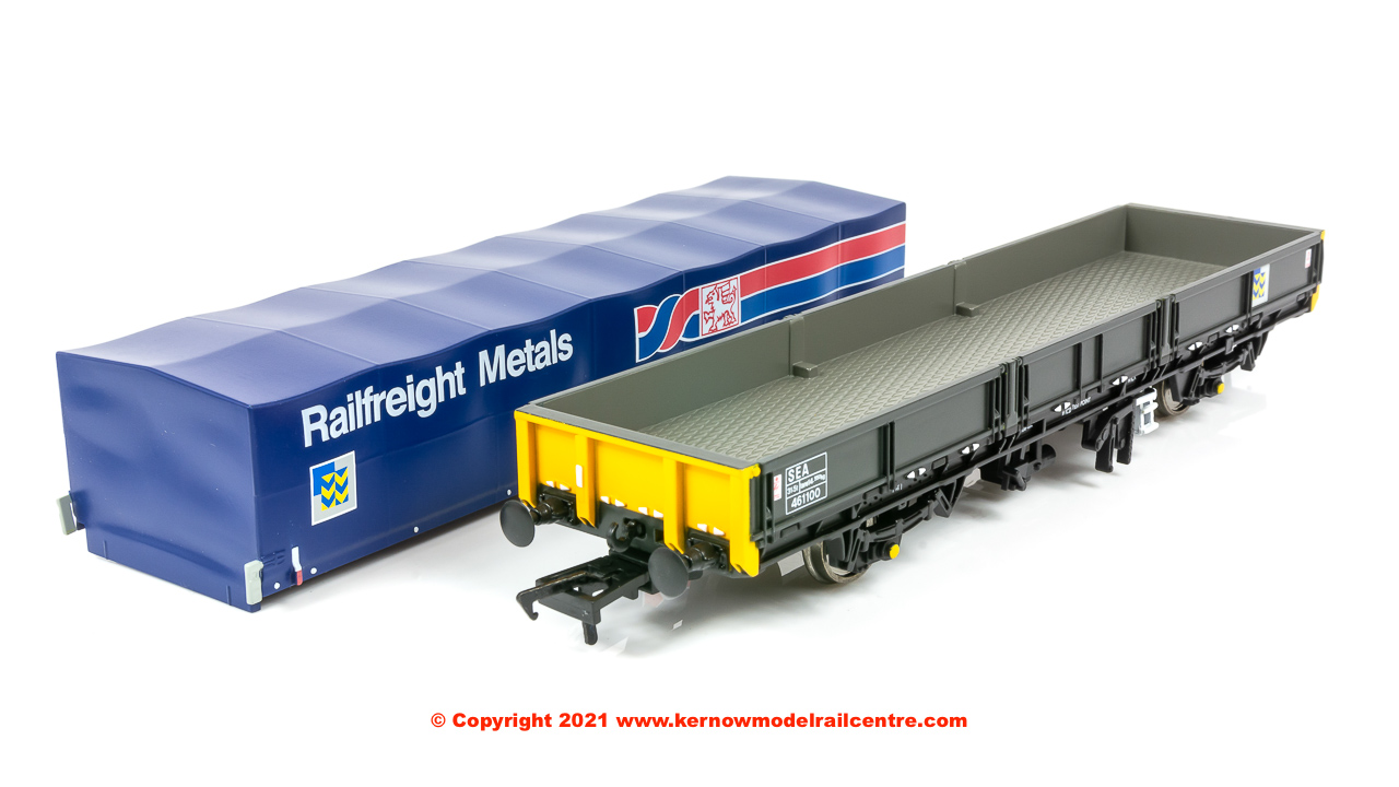 E87046 EFE Rail SEA Wagon number 461100 in BR Railfreight Metals livery with revised hood - Era 8
